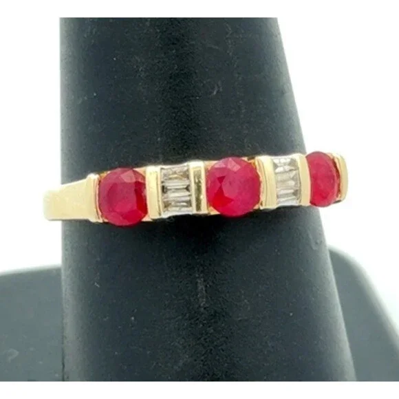 Designer AV 10K Yellow Gold Round Red Ruby Diamond Anniversary Band Ring